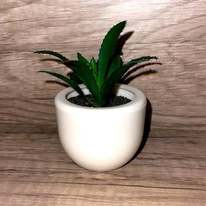 Mini Green Fake Plant